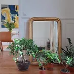 Appartement Haussmannien Canal Saint Martin
