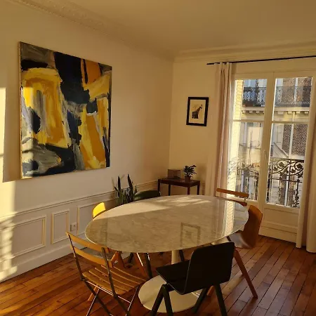 Apartment Haussmannien Canal Saint Martin *